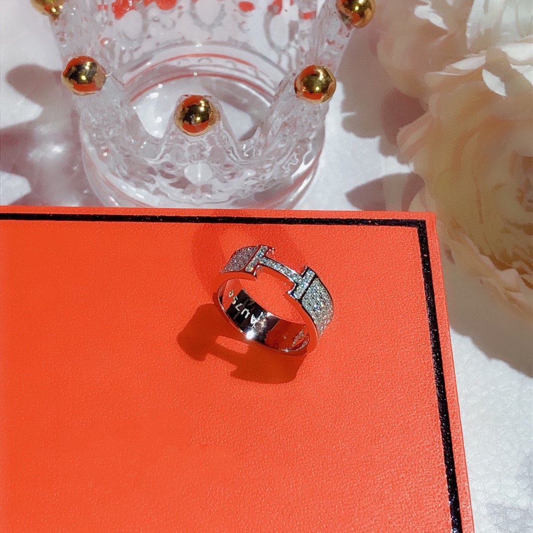 RING VOLL DIAMANTEN