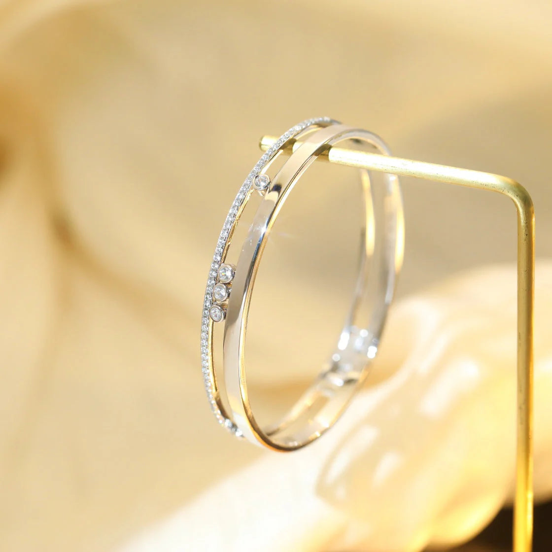 [Leaves]Move Romane Diamond Bangle Bracelet