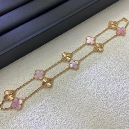 [Leaves]CLOVER 10 MOTIFS  LASER PINK MOP NECKLACE
