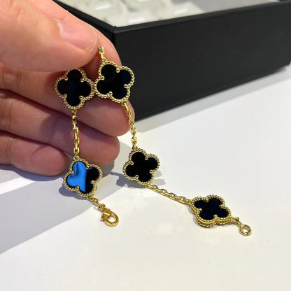 [Leaves]LUCKY CLOVER 5-MOTIF BRACELET - BLACK OXNY COLLECTION