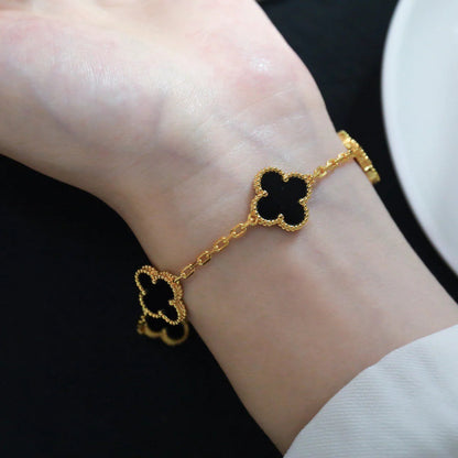 [Leaves]LUCKY CLOVER 5-MOTIF BRACELET - BLACK OXNY COLLECTION