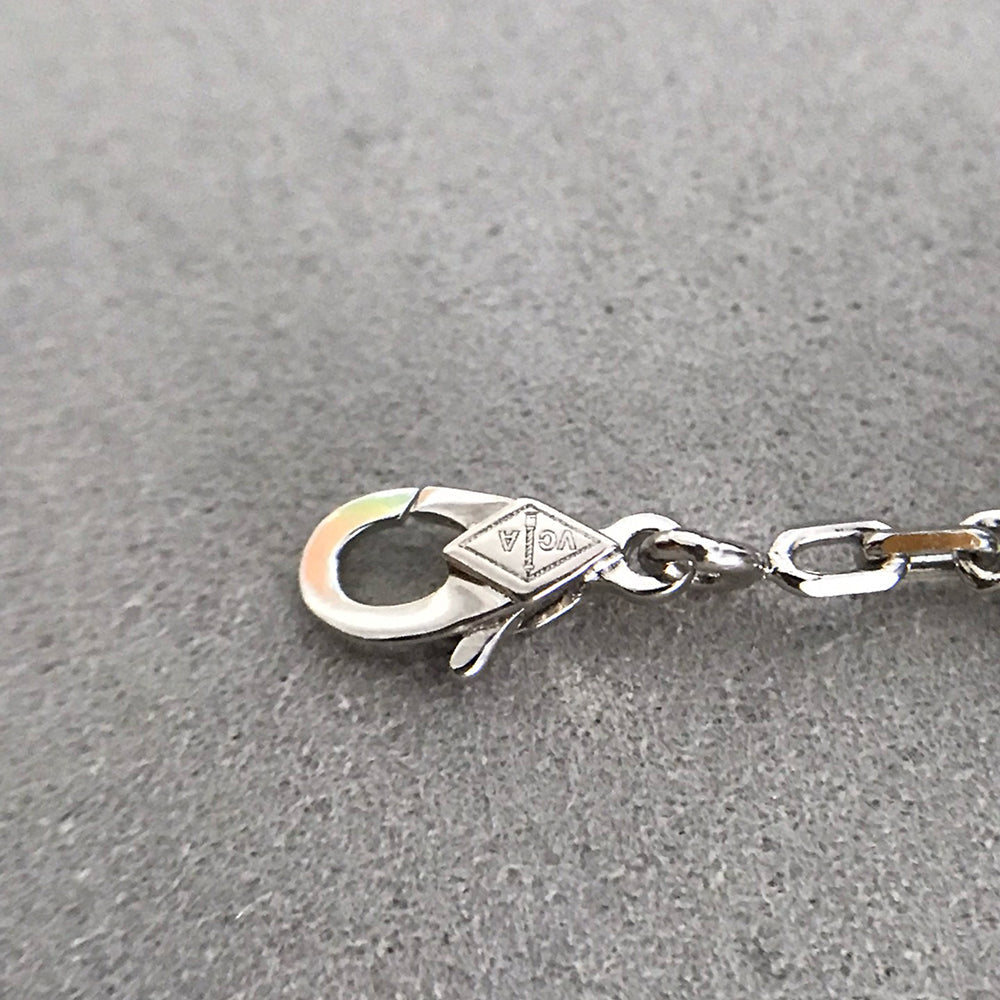[Leaves]LUCKY CLOVER 5-MOTIF BRACELET - BLACK OXNY COLLECTION