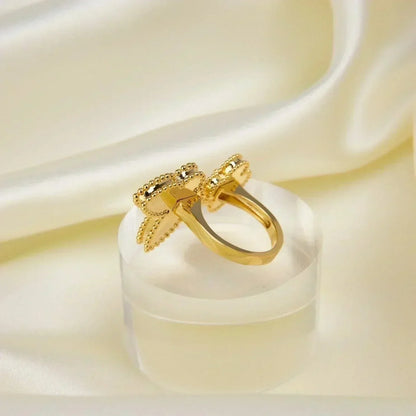 [Leaves]LUCKY BETWEEN THE FINGER RING