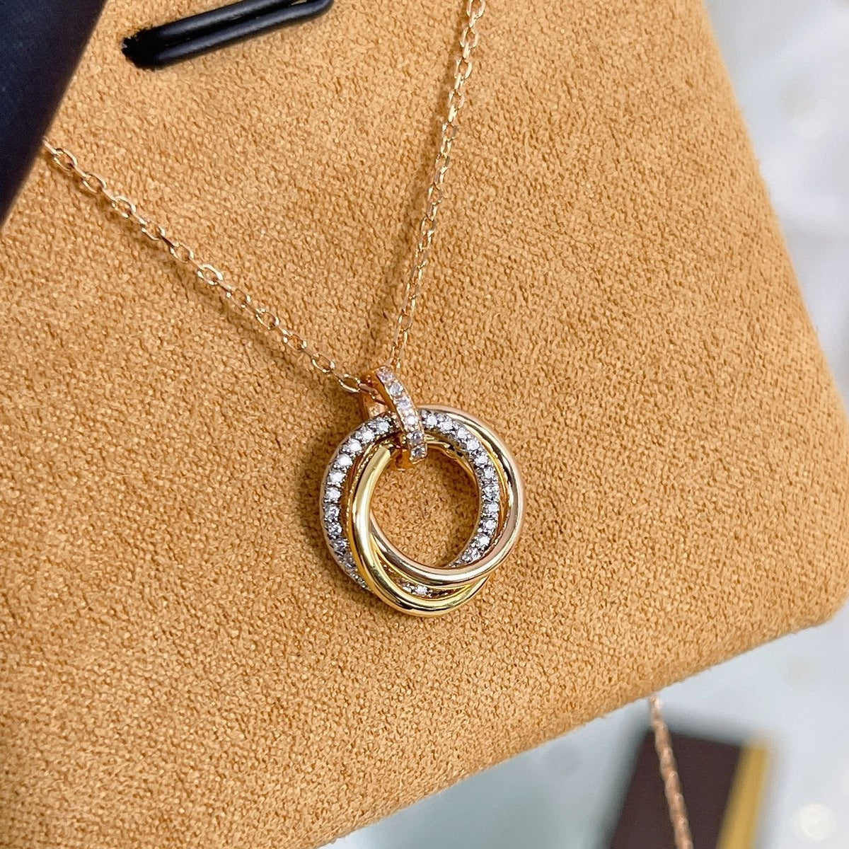 [Leaves]TRINITY NECKLACE SILVER GOLD PINK GOLD DIAMONDS