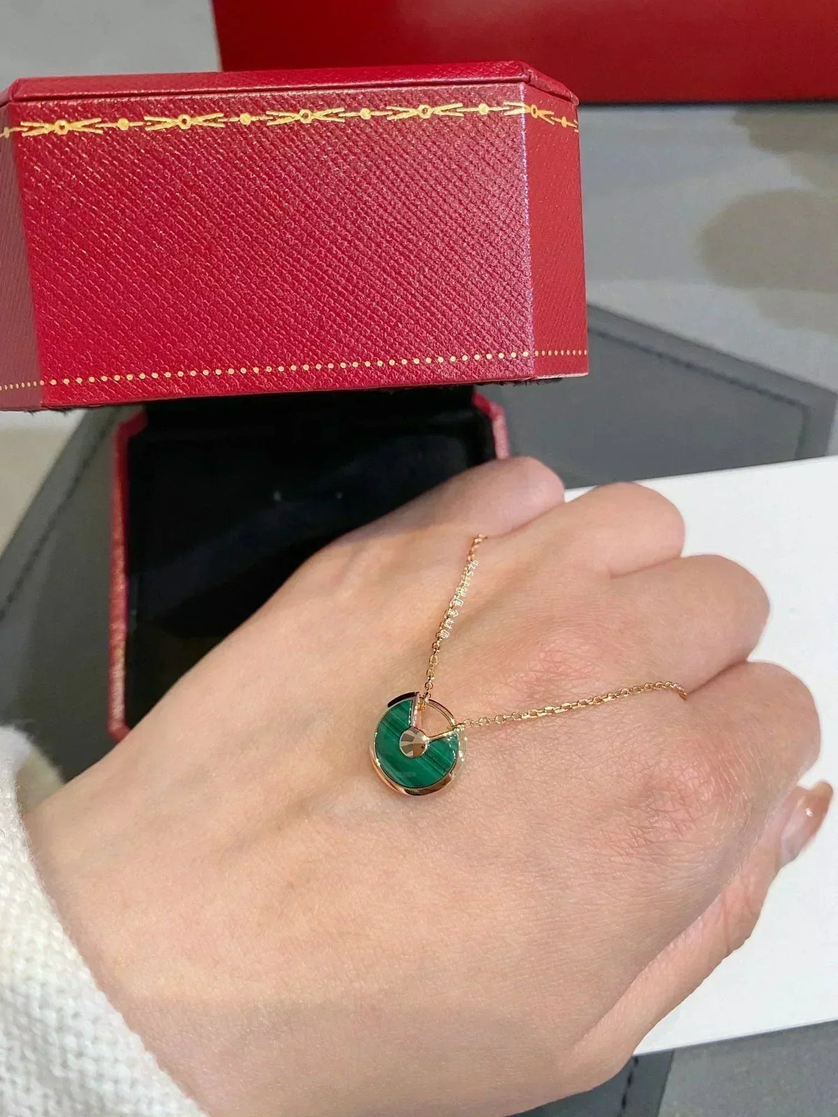 [Leaves]AMULETTE ROSE GOLD MALACHITE NECKLACE