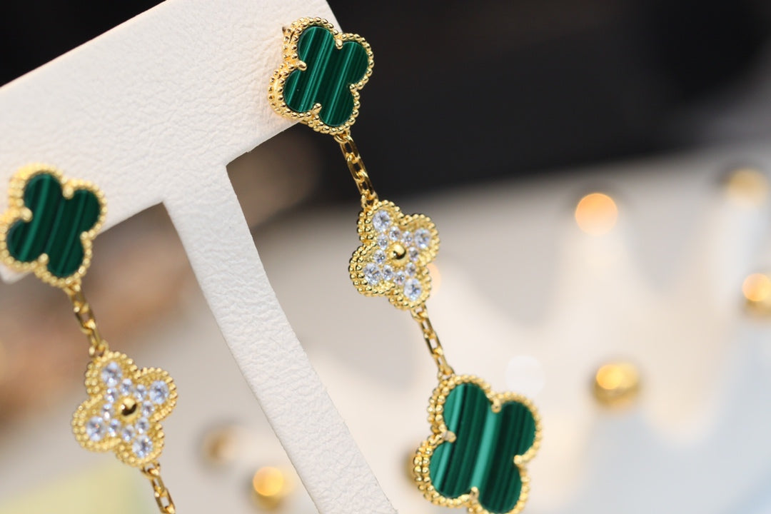 [Leaves]CLOVER EARRINGS GOLD MALACHITE DIAMOND 3 MOTIF