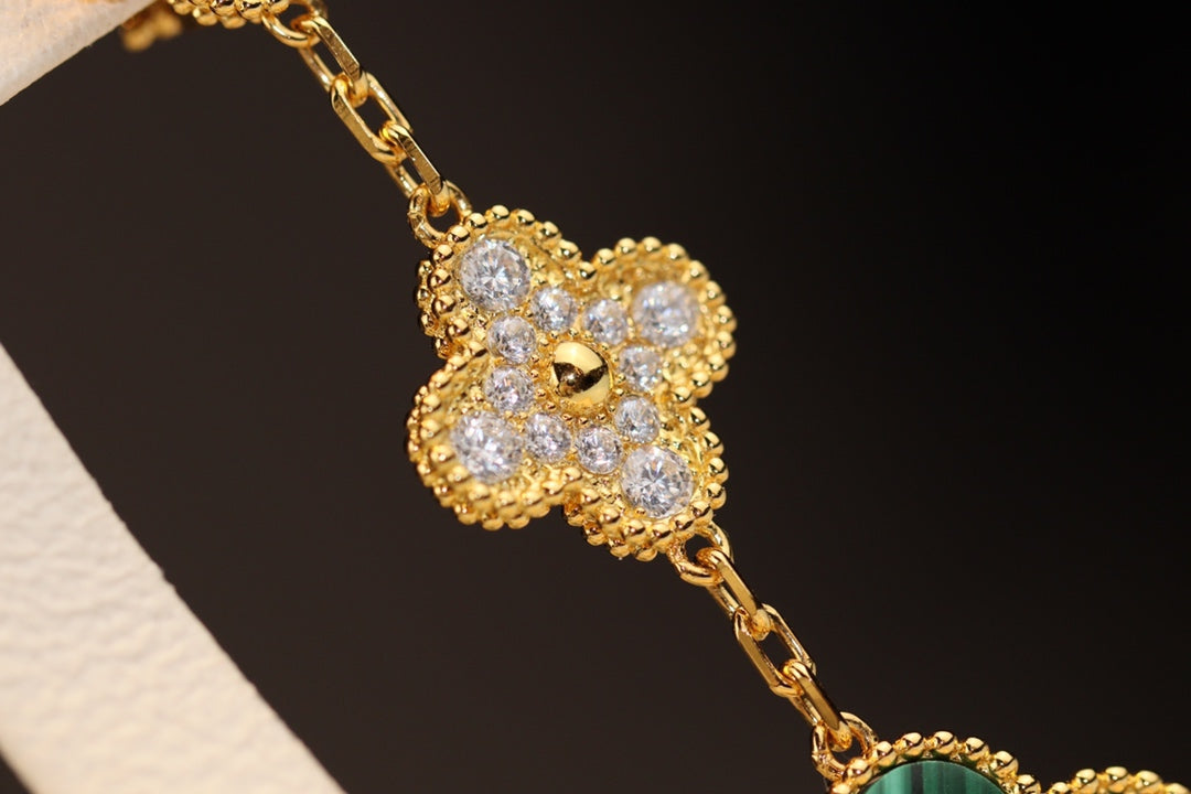 [Leaves]CLOVER EARRINGS GOLD MALACHITE DIAMOND 3 MOTIF