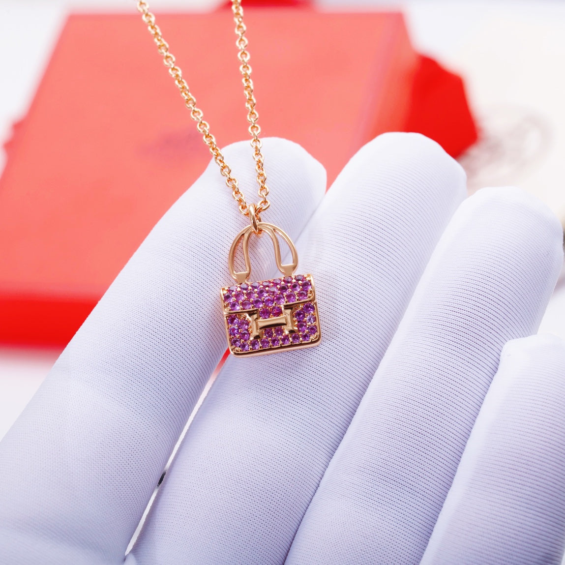 [Leaves]CONSTANCE PEDANT PURPLE DIAMOND NECKLACE