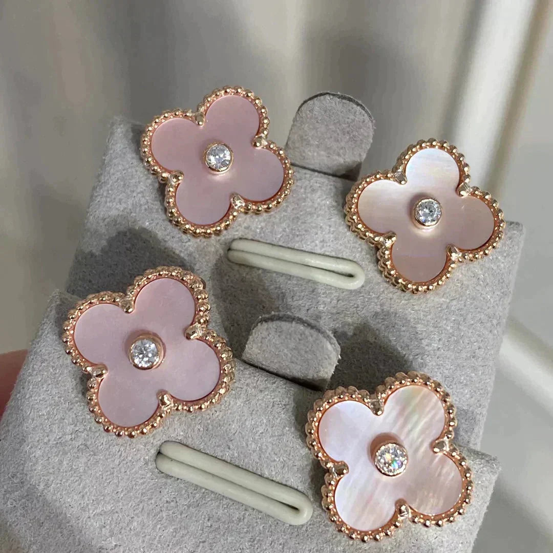 [Leaves]CLOVER MEDIUM 1 MOTIFS  PINK MOP DIAMOND EARRINGS