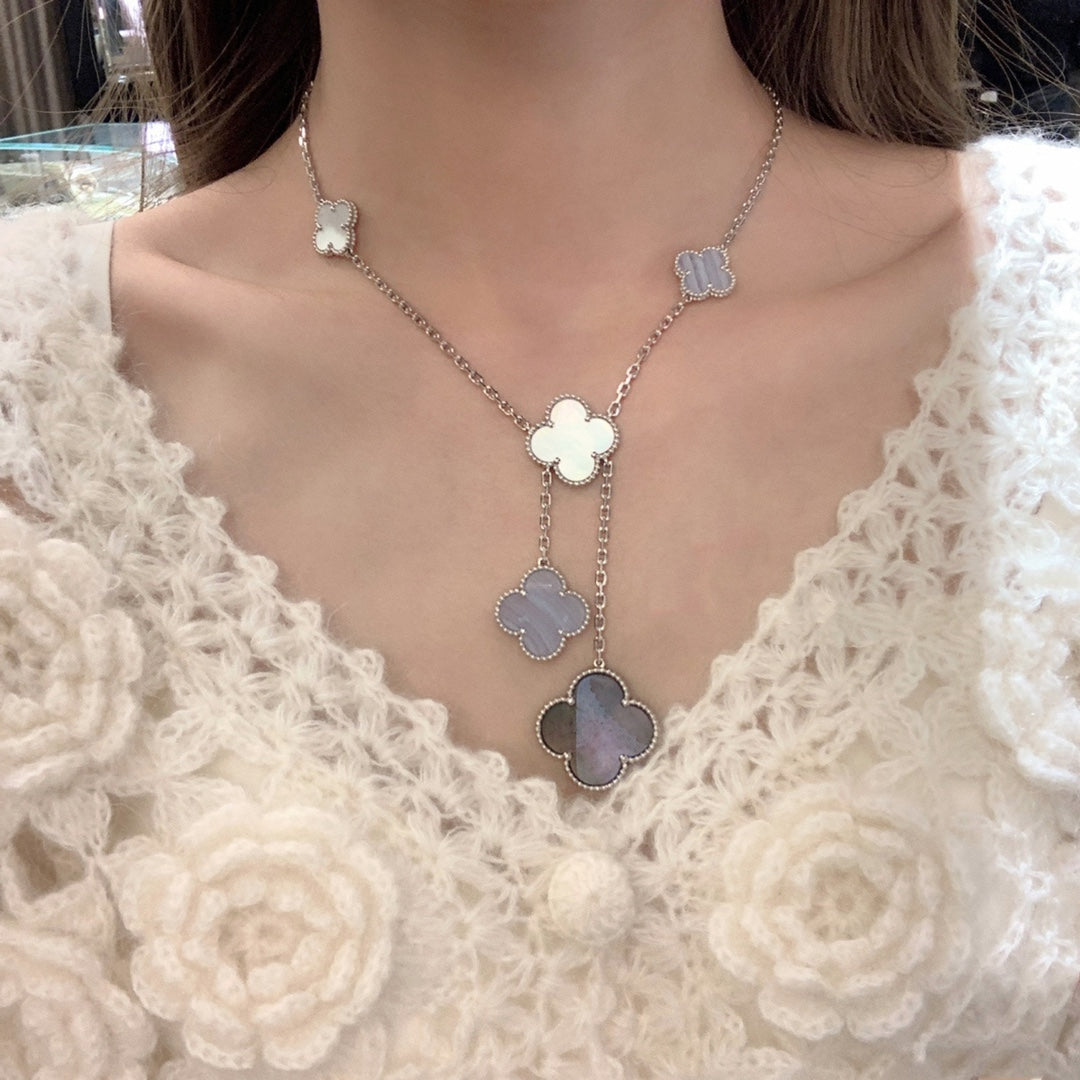 [Leaves]CLOVER MOP CHALCEDONY NECKLACE SILVER 6 MOTIF