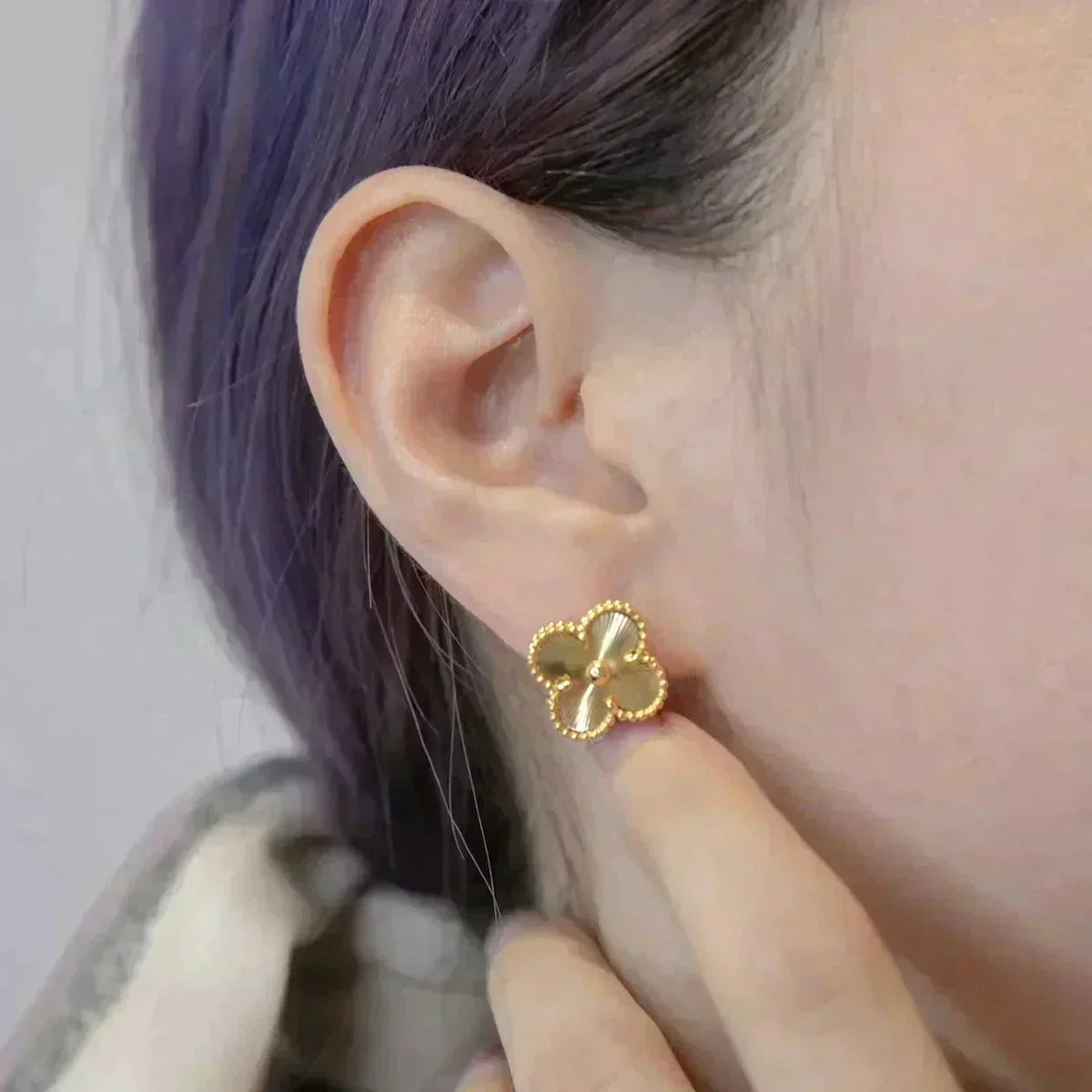 [Leaves]CLOVER MEDIUM 1 MOTIFS LASER EARRINGS