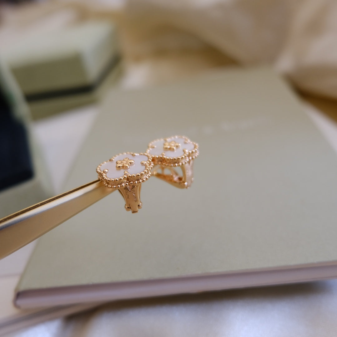 [Leaves]LUCKY PINK GOLD WHITE MOP EARRINGS