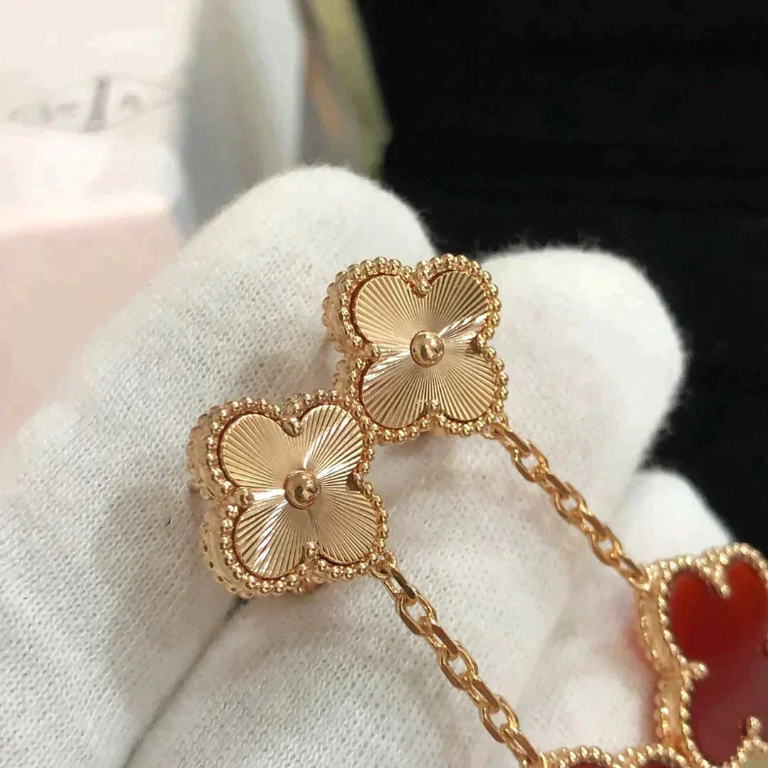 [Leaves]CLOVER 2 MOTIF  LASER CARNELIAN EARRINGS