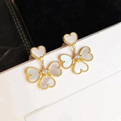 [Leaves]CLOVER SWEET WHITE MOP EARRINGS