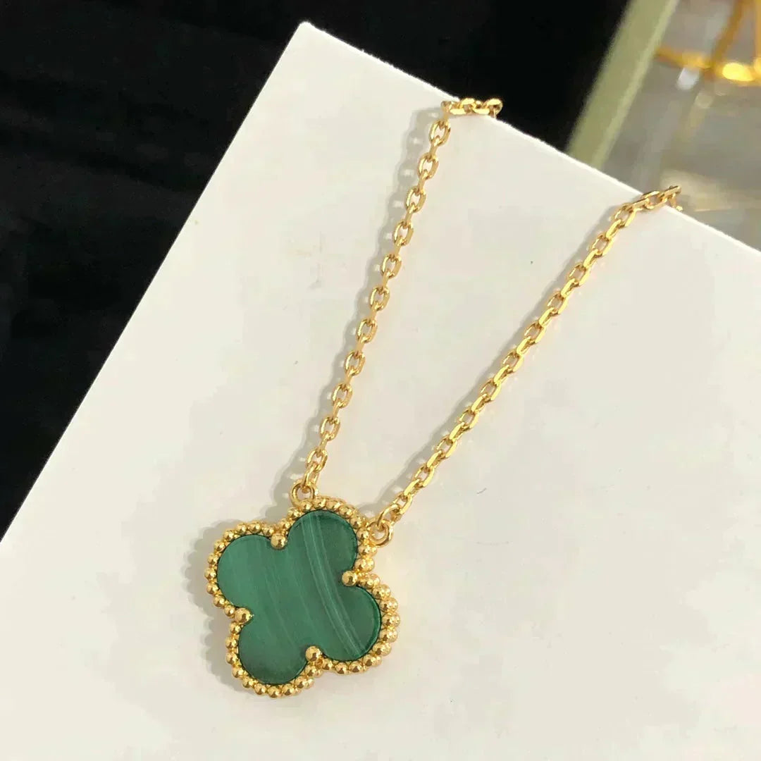 [Leaves]CLOVER 15MM MALACHITE SINGLE FLOWER  NECKLACE