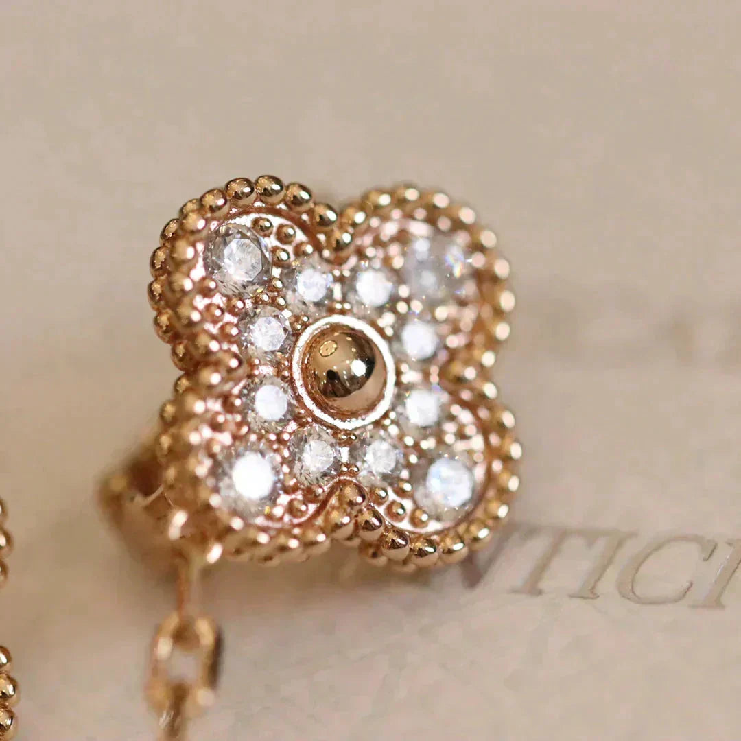 [Leaves]CLOVER MEDIUM 1 MOTIFS FUll DIAMOND EARRINGS