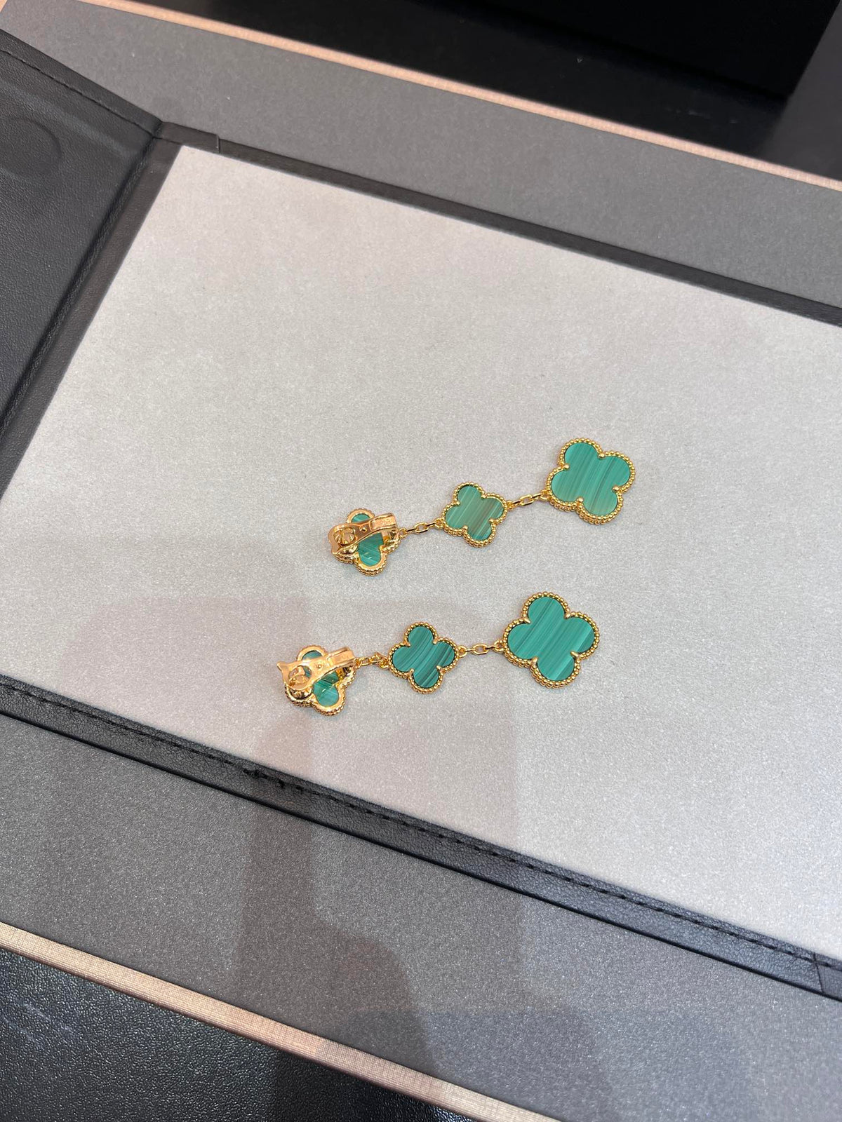[Leaves]CLOVER MALACHITE 3 MOTIFS GOLD