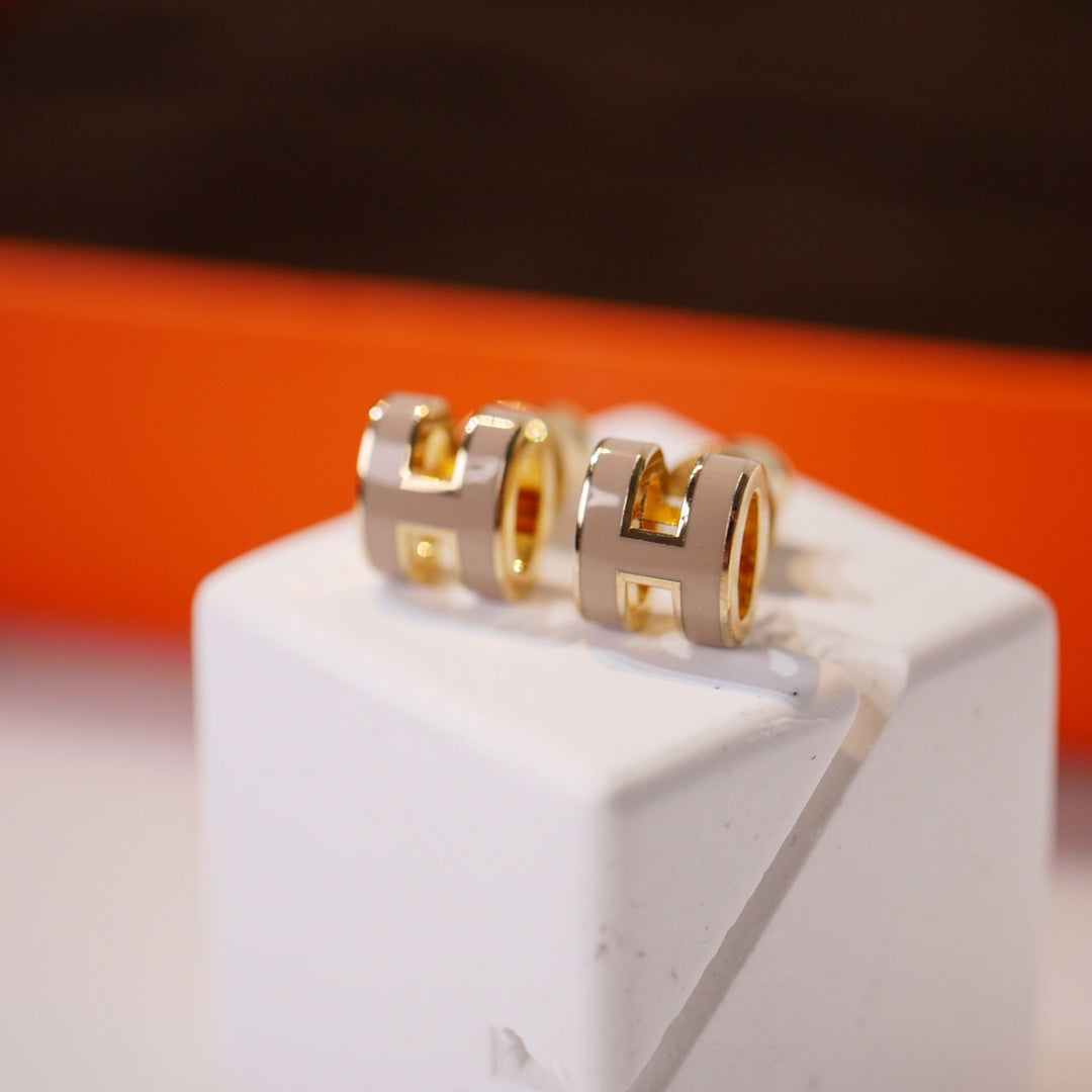 [Leaves]MINI POP H GOLD EARRINGS GREY