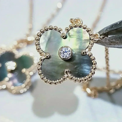 [Leaves]CLOVER 15MM DIAMOND AND MOTHER-OF-GREY NECKLACE
