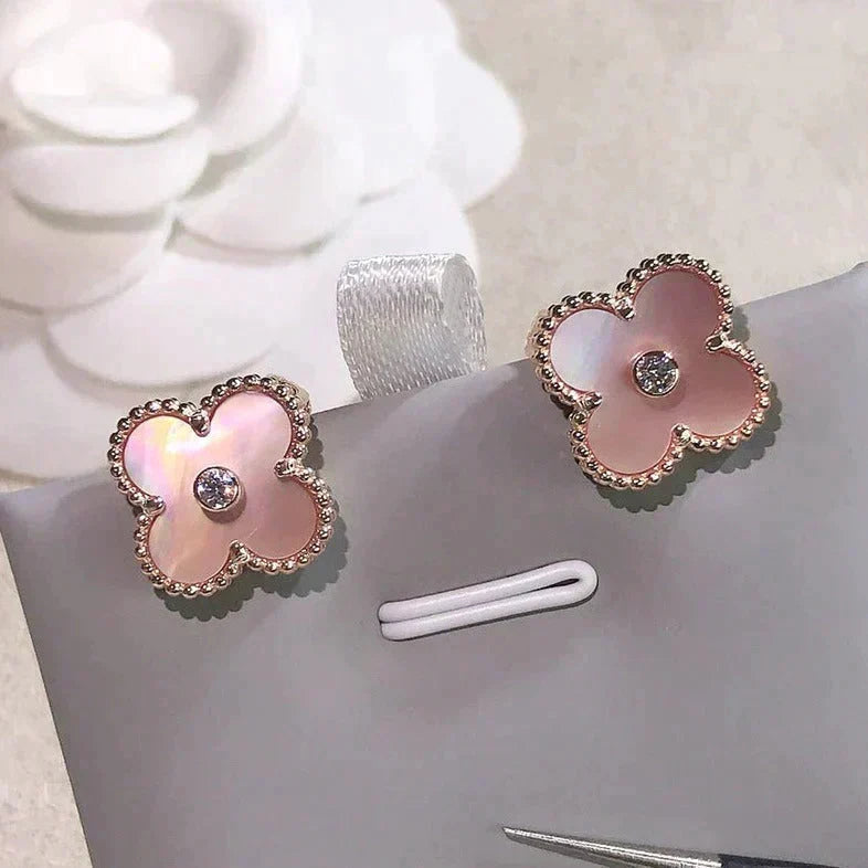 [Leaves]CLOVER MEDIUM 1 MOTIFS  PINK MOP DIAMOND EARRINGS