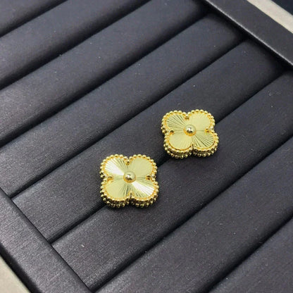 [Leaves]CLOVER MINI 9.5MM LASER EARRINGS
