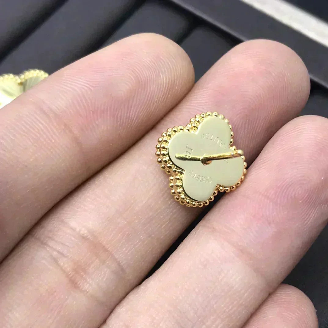 [Leaves]CLOVER MINI 9.5MM LASER EARRINGS