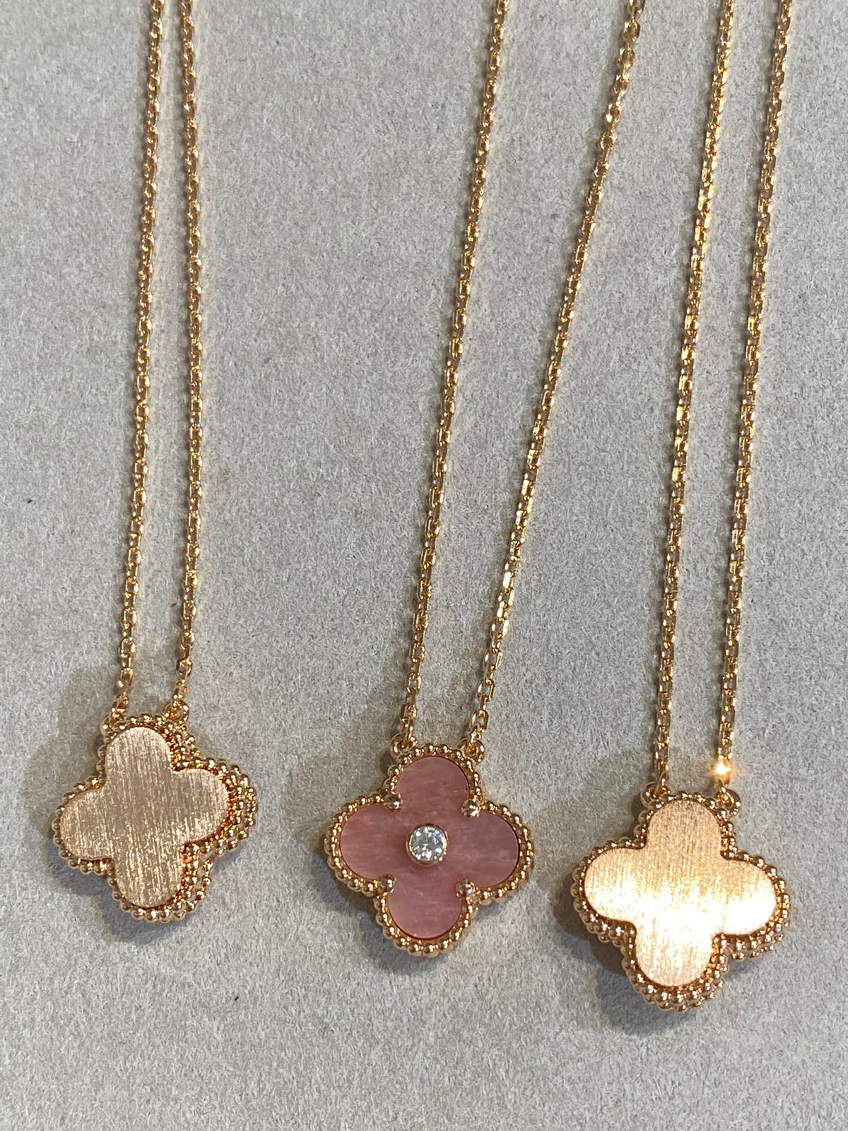 [Leaves]CLOVER 15MM DIAMOND RHODONITE NECKLACE