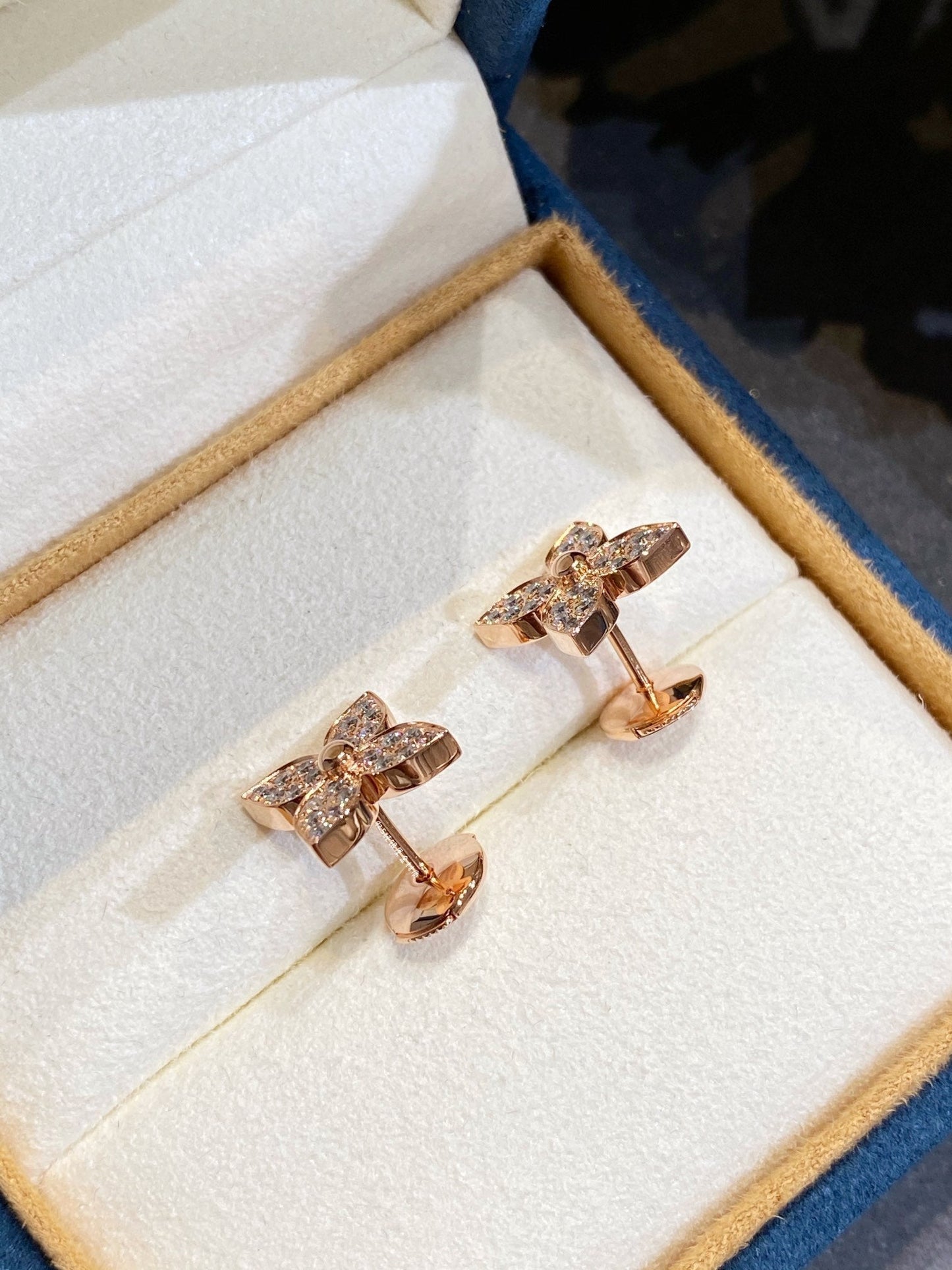 [Leaves]STAR DIAMOND EARRINGS