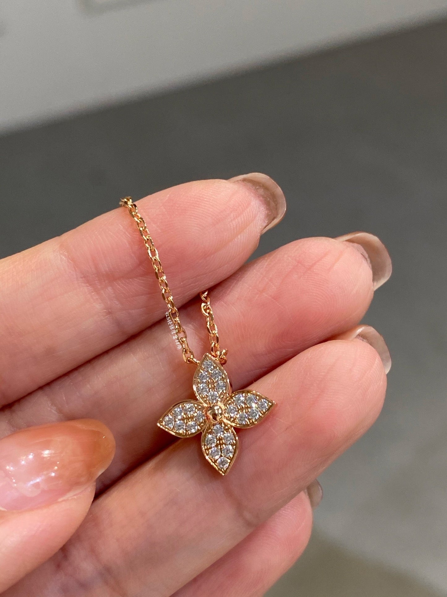[Leaves]STAR DIAMOND NECKALCE