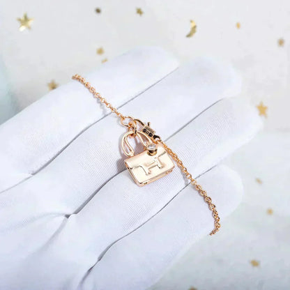 [Leaves]AMULETTE PEDANT ROSE GOLD NECKLACE