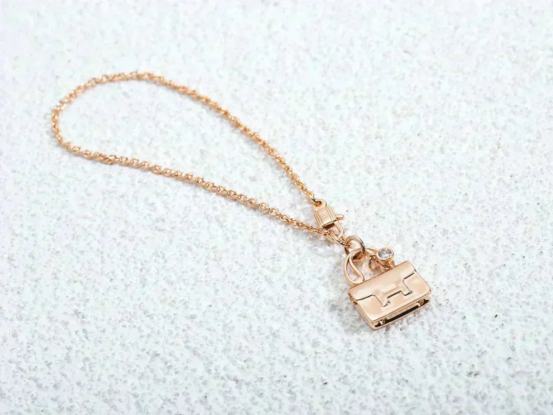 [Leaves]AMULETTE PEDANT ROSE GOLD NECKLACE
