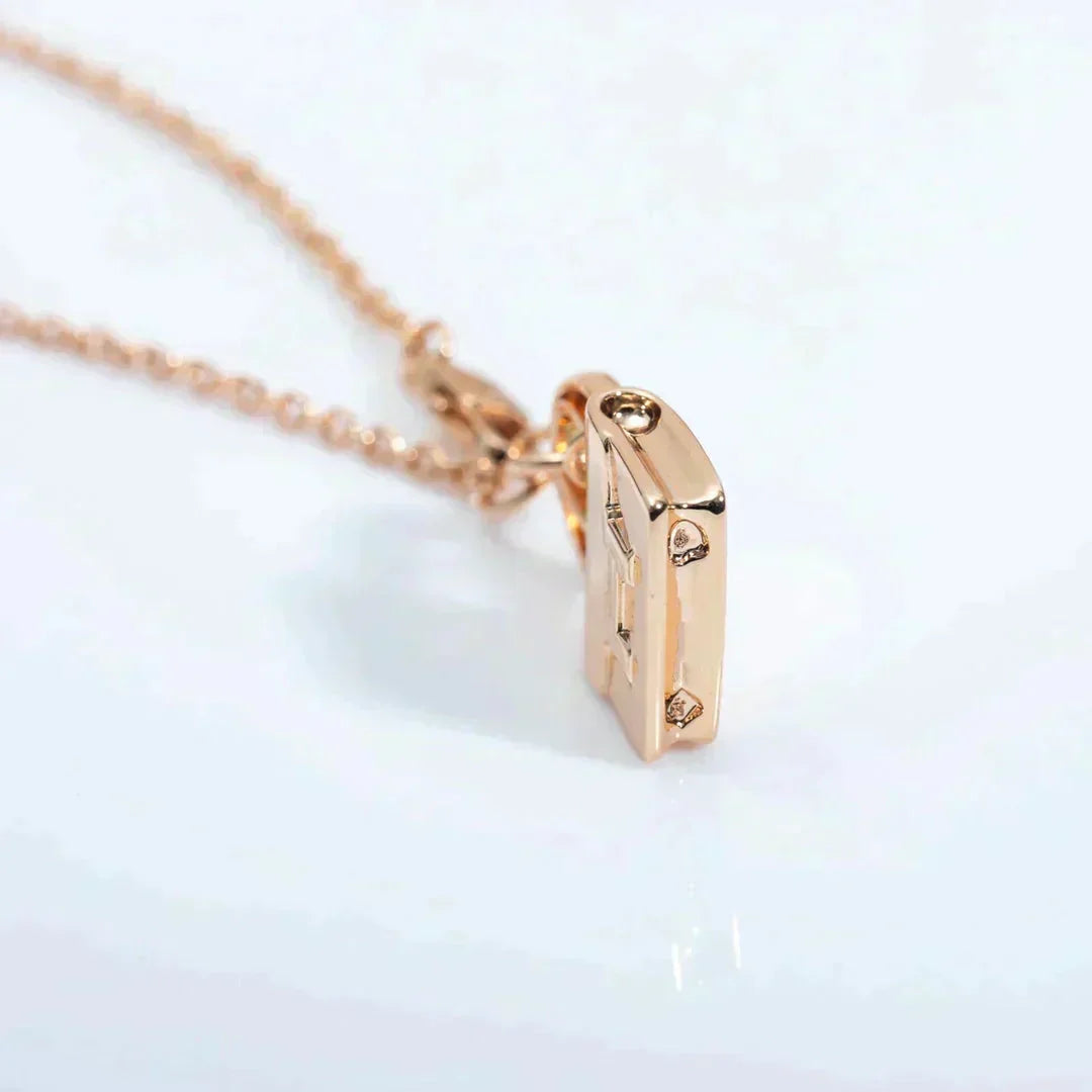 [Leaves]AMULETTE PEDANT ROSE GOLD NECKLACE