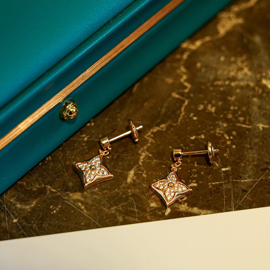 [Leaves]STAR DIAMONDS EARRINGS GOLD