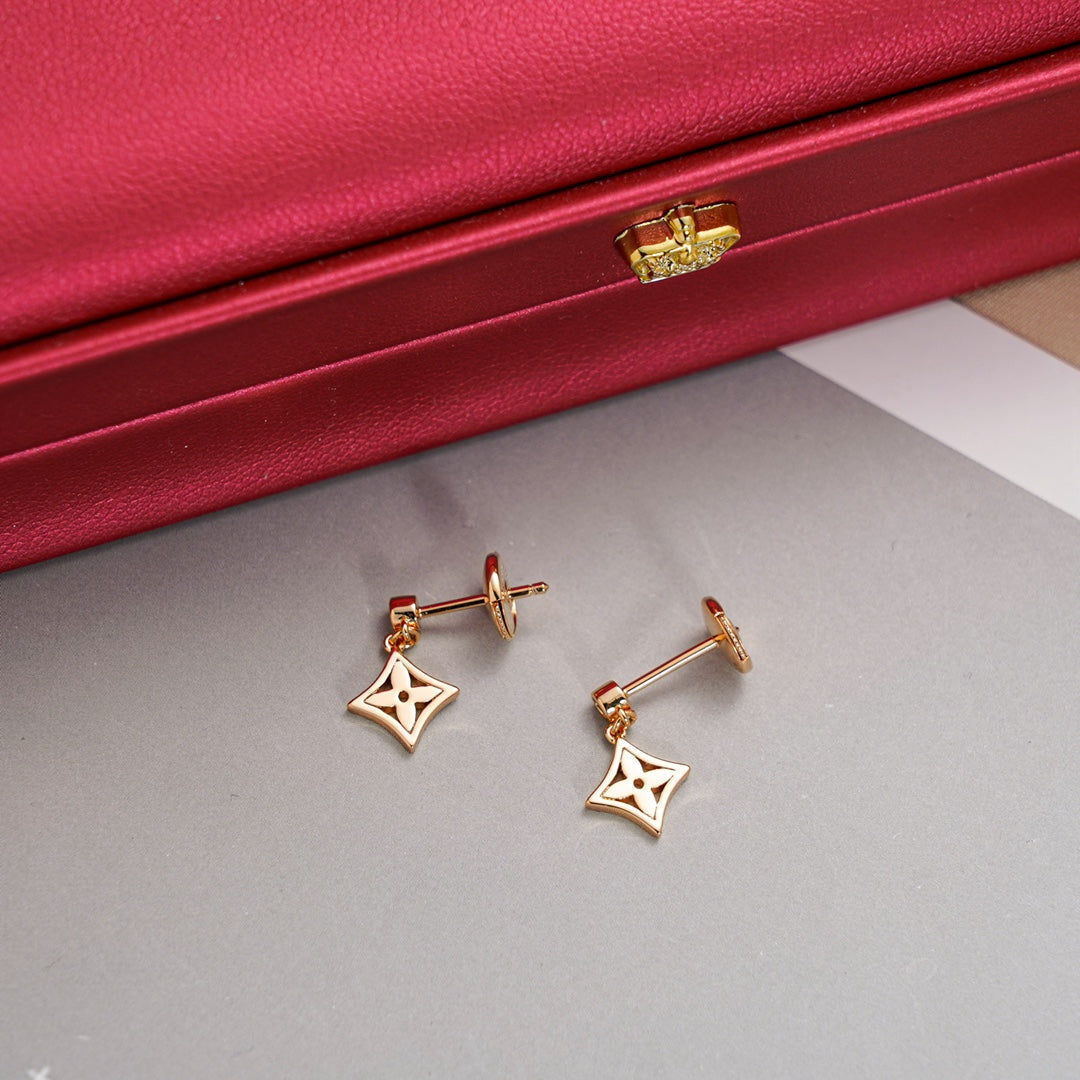 [Leaves]STAR EARRINGS GOLD