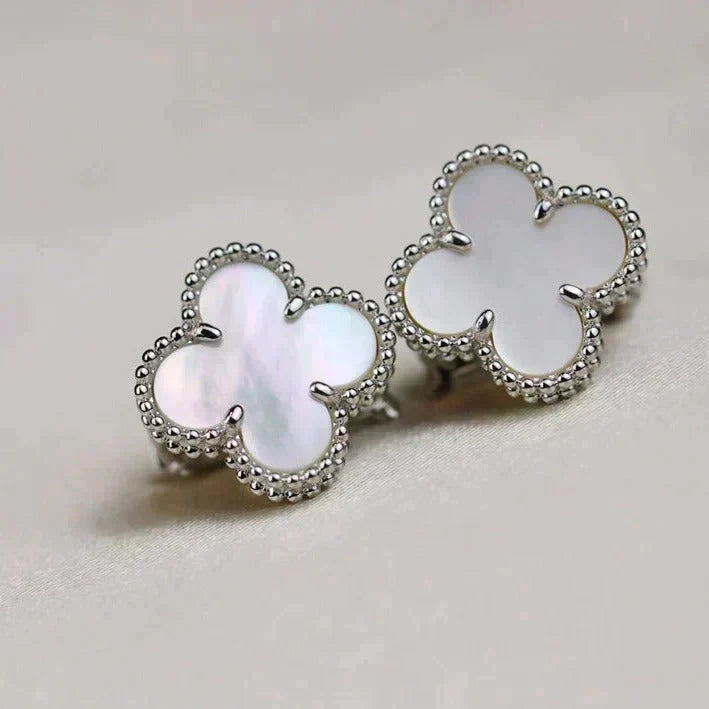 [Leaves]CLOVER MEDIUM 1 MOTIFS  WHITE MOP EARRINGS SILVER