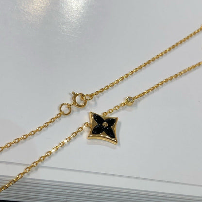 [Leaves]STAR BLACK MOP NECKLACE