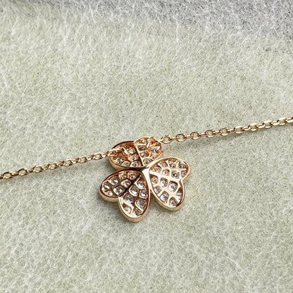 [Leaves]PAVÉ DIAMOND FLOWER CHARM NECKLACE