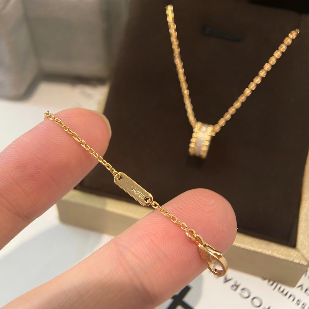 [Leaves]PERLEE DIAMOND NECKLACE