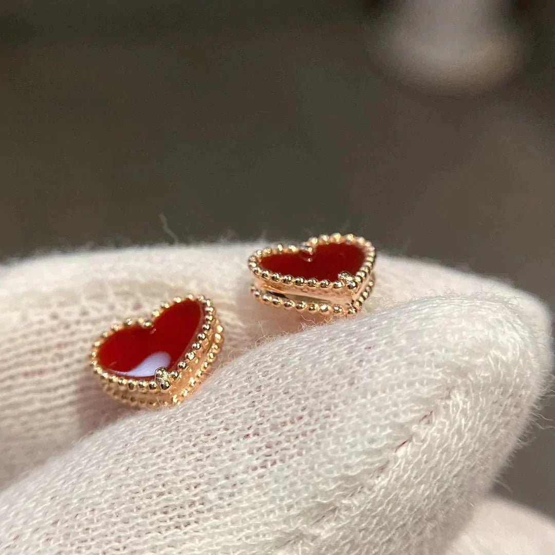 [Leaves]HEART CARNELIAN STUD EARRINGS