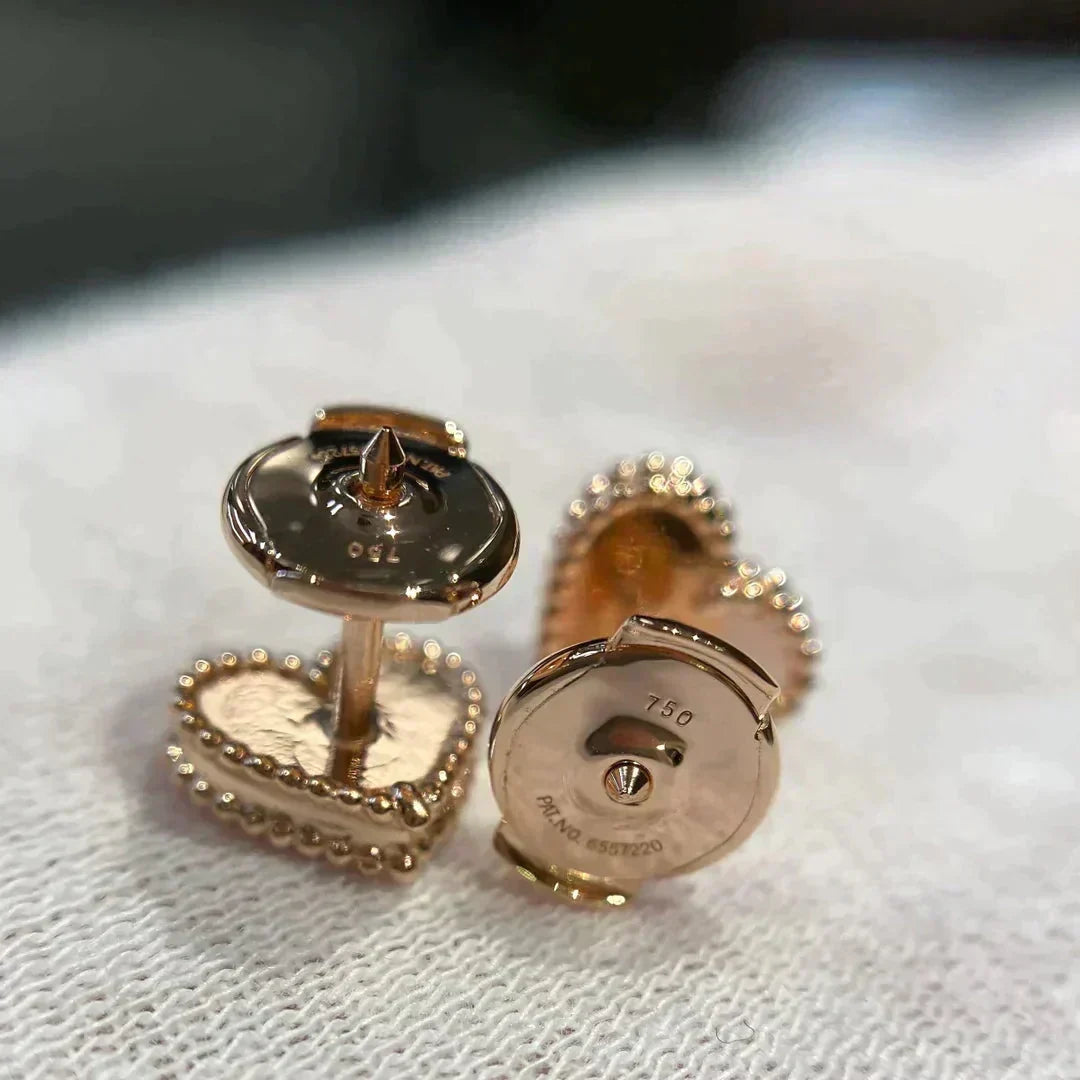 [Leaves]HEART CARNELIAN STUD EARRINGS