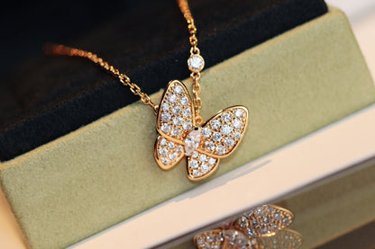 [Leaves]BUTTERFLY DIAMOND CHARM NECKLACE