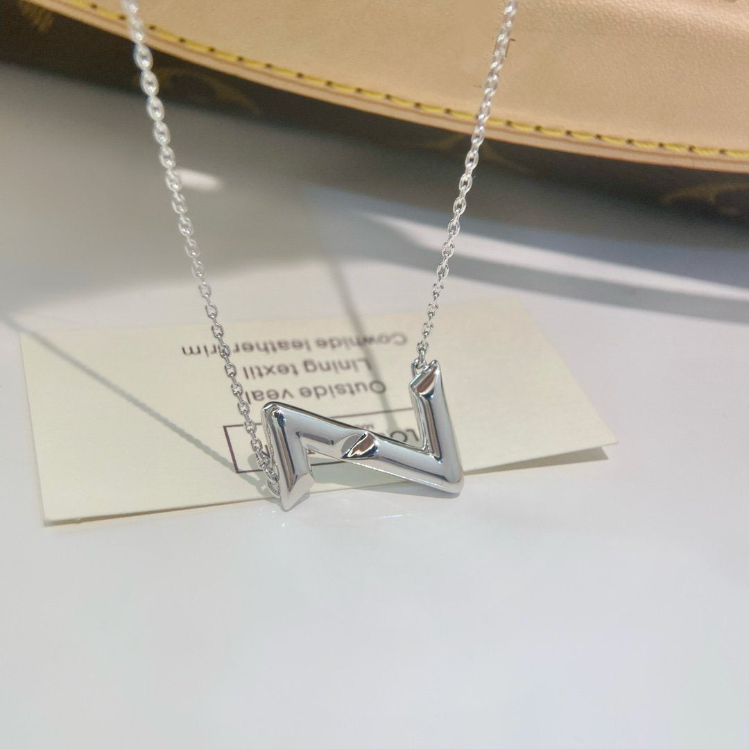 [Leaves]VOLTE UPSIDE DOWN NECKLACE