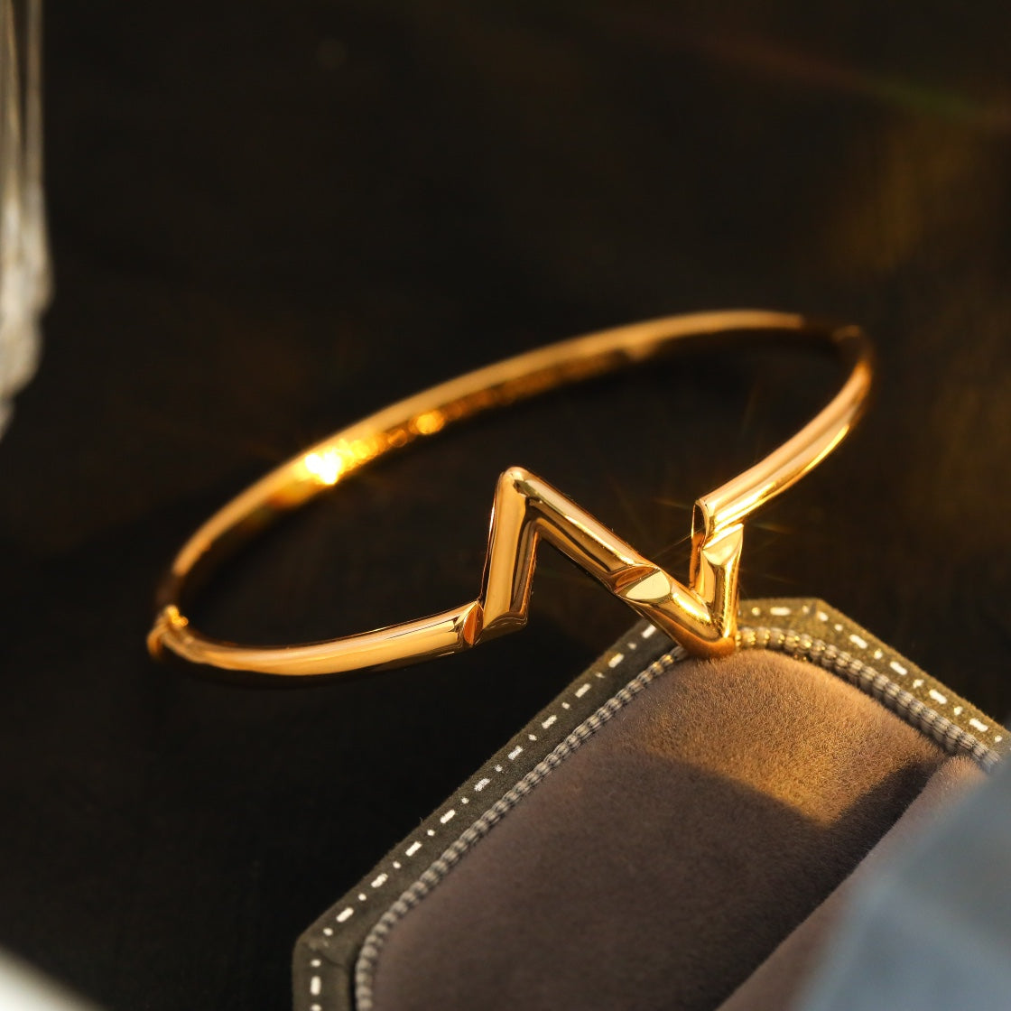 [Leaves]VOLTE UPSITE DOWN BRACELET