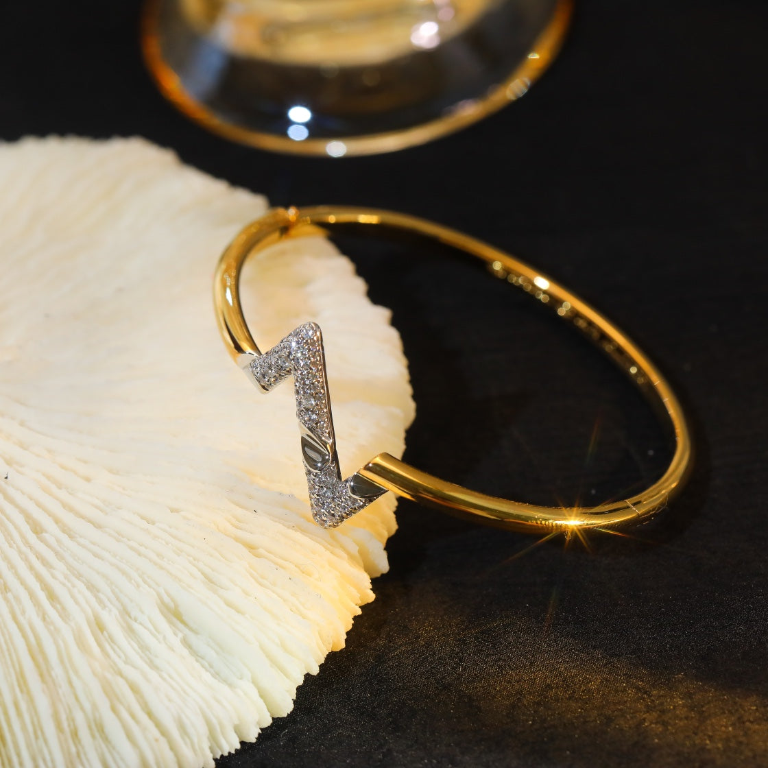 [Leaves]VOLTE UPSITE DOWN GOLD DIAMOND BRACELET