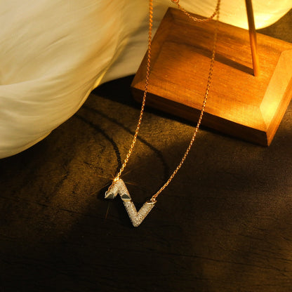 [Leaves]VOLT SILVER DIAMOND PEDANT NECKLACE