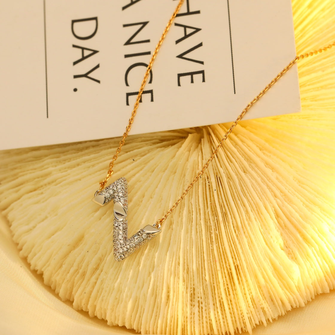 [Leaves]VOLT SILVER DIAMOND PEDANT NECKLACE