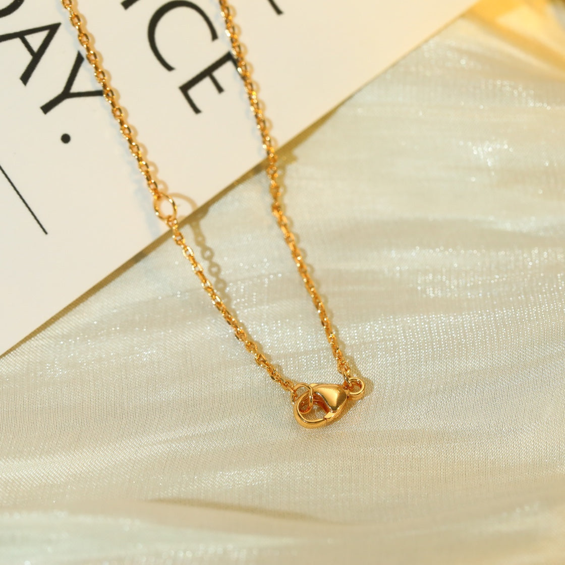 [Leaves]VOLT SILVER DIAMOND PEDANT NECKLACE