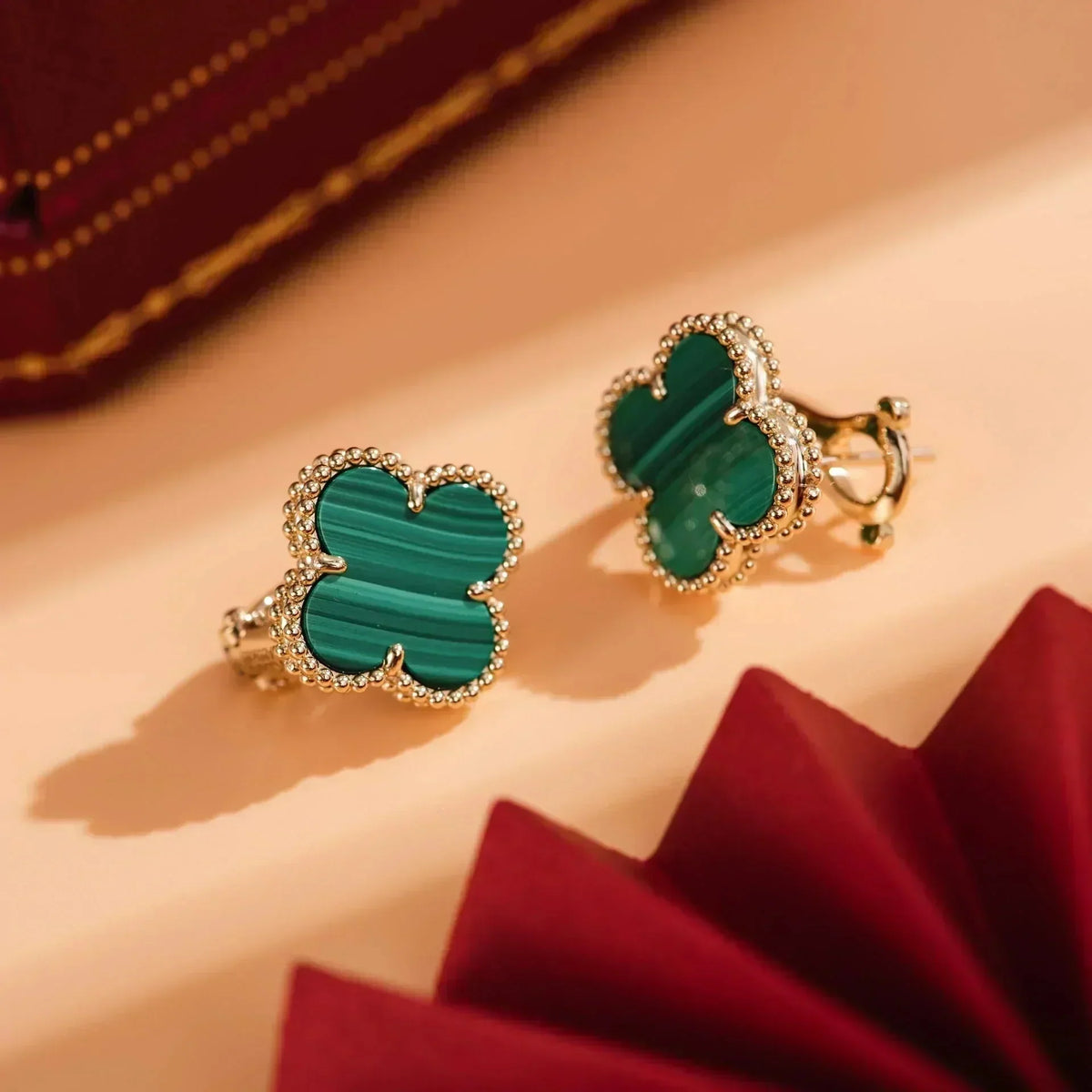 [Leaves]CLOVER MEDIUM 1 MOTIFS MALACHITE  EARRINGS