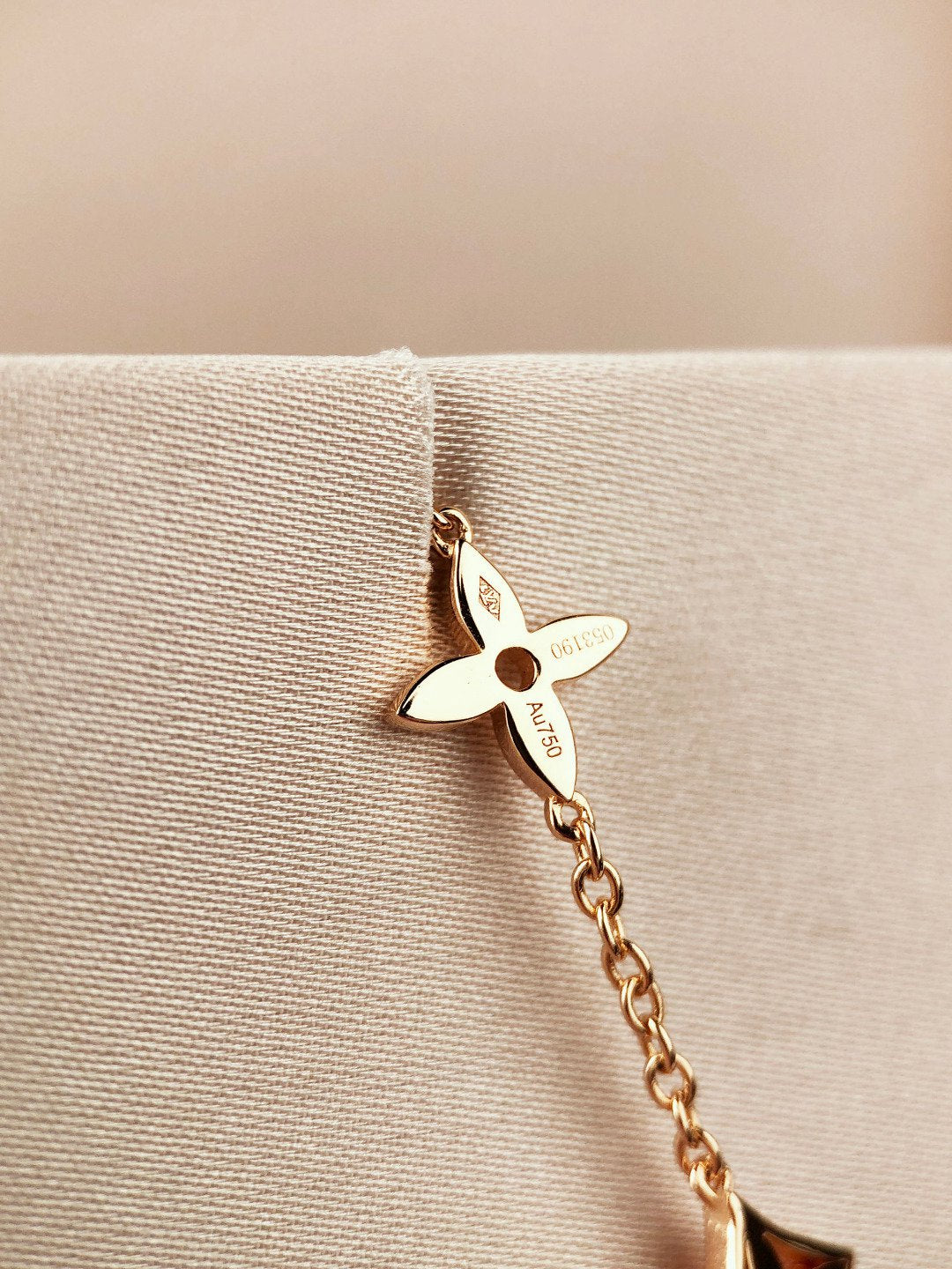 [Leaves]STAR AND SUN 7 MOTIFS GOLD BRACELET
