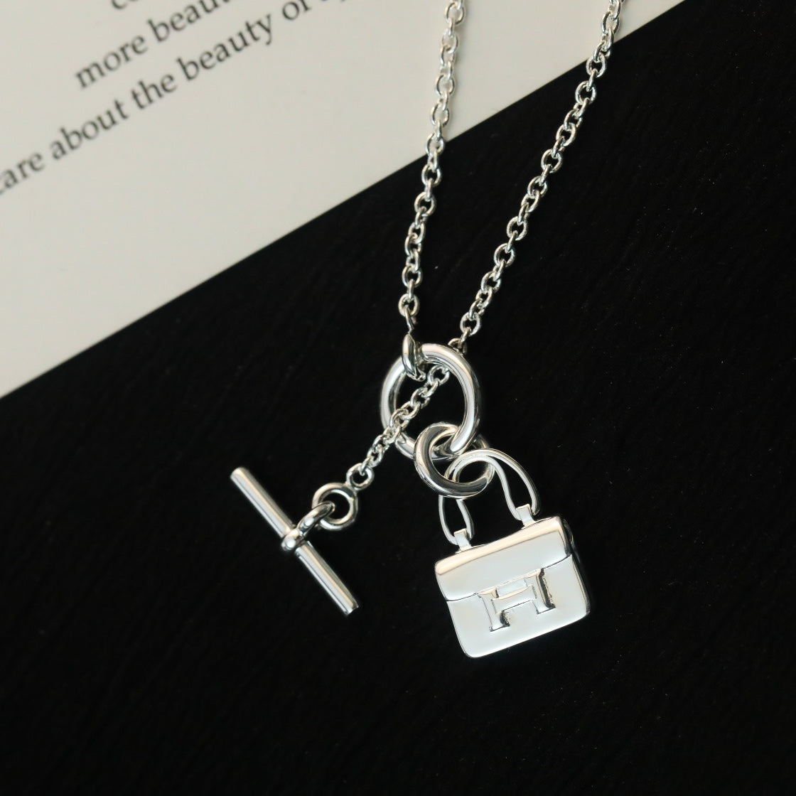 [Leaves]POP H PEDANT SILVER NECKLACE